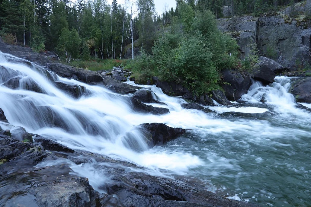 CAMERON WATERFALL TOURS (4 hours)