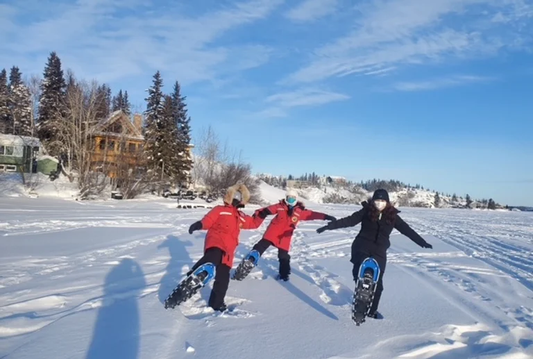 SNOWSHOE HIKING FUN EXPERIENCE